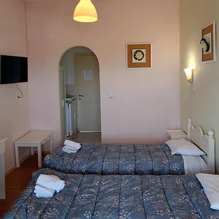 Firefly Panayiota 15 מוראיטיקה